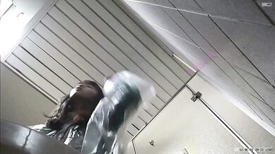 北一女 楊X涵TWTP 大神潜入台北女中偷拍几位漂亮的学妹极品美鲍鱼2